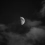 moon-7021271_1920